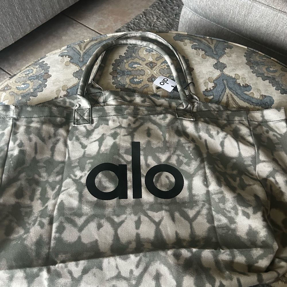 Alo Gray and Black Tote Bag